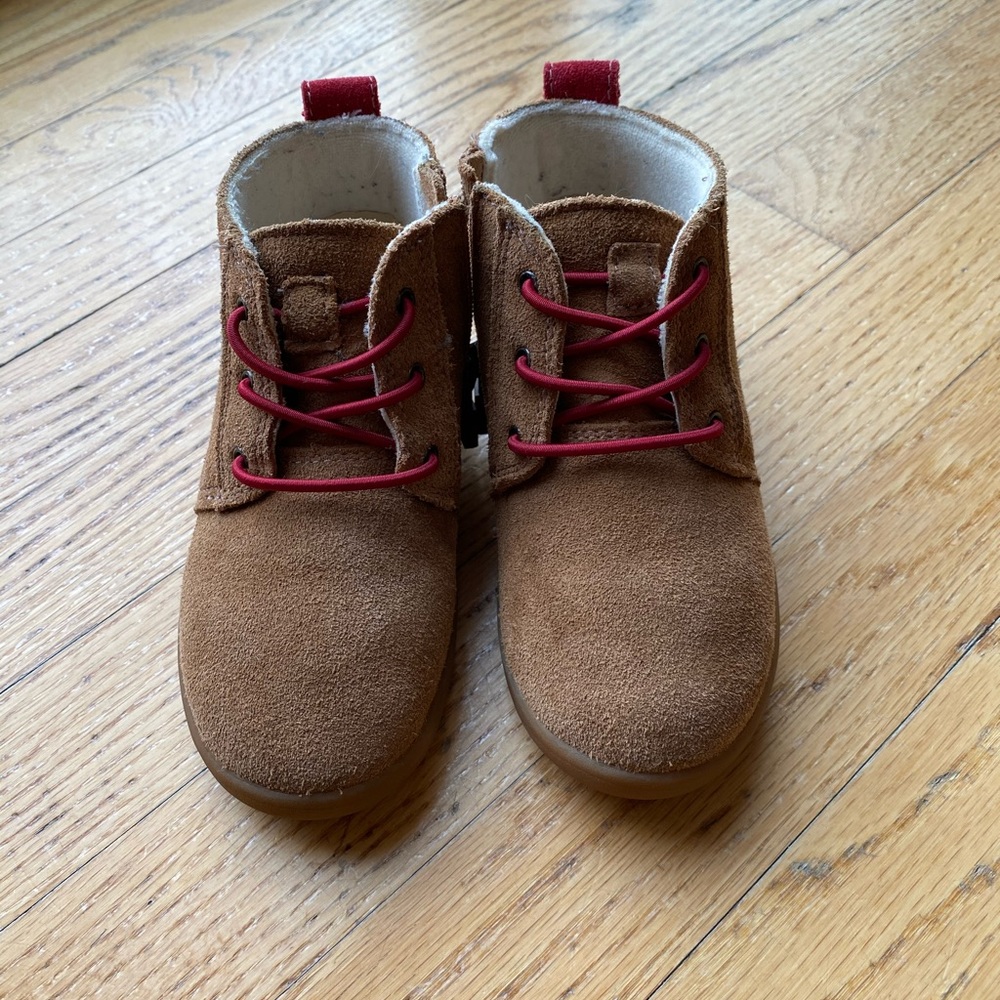 Toddler boy Ugg sneaker boot